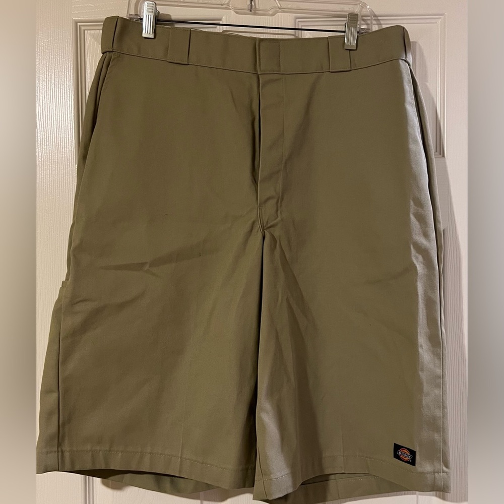 Dickies Khaki Flat Front Work Shorts